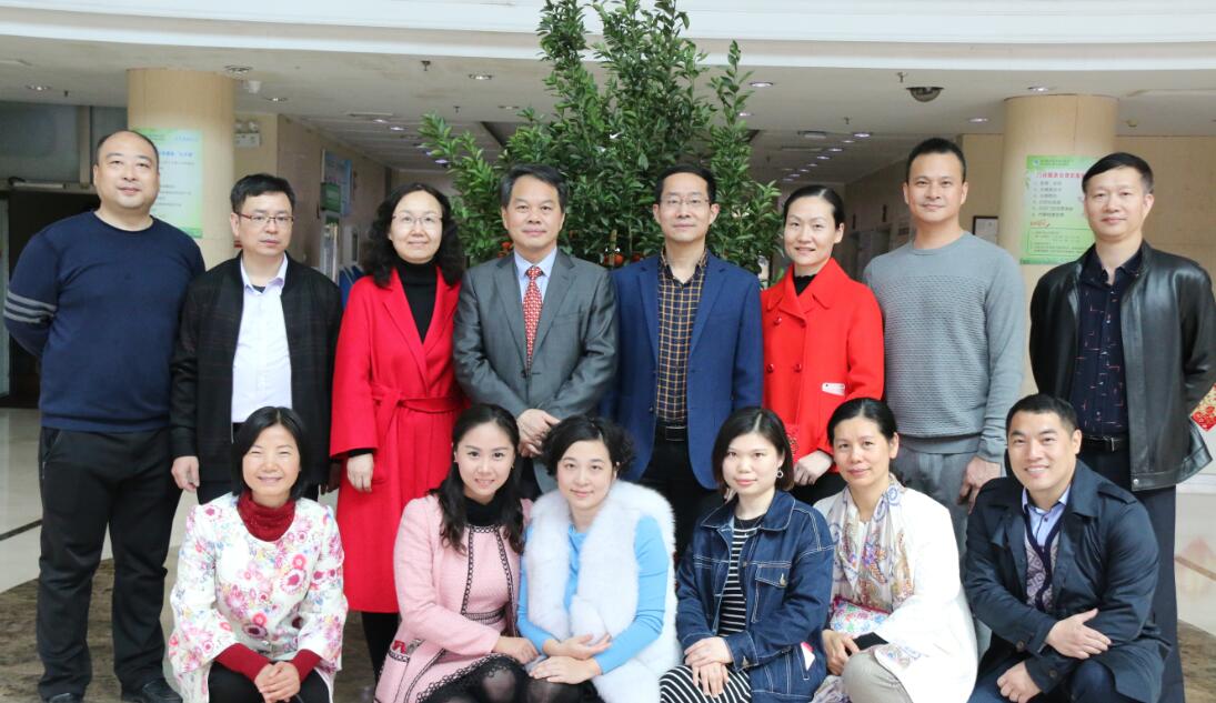 集體照片.jpg